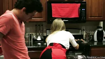 Kissing is one of the sweetest XXX desserts for the blonde mom