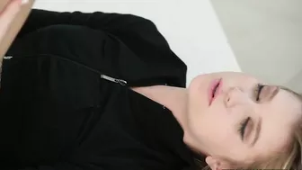 Blonde housewife hikes up skirt for anal XXX coupling in the kitchen