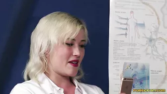 Nurse gives oldies handjob to make them cum in plastic container Nurse gives oldies handjob to make them cum in plastic container