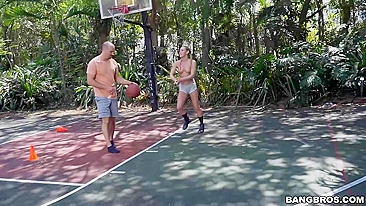 Blonde with pierced nipples loses game and does it outdoors