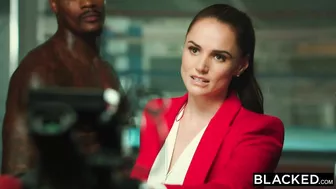 Reporter Tori Black stays after interview to have threesome with black boxers Jason Luv and Louie Smalls Reporter Tori Black stays after interview to have threesome with black boxers Jason Luv and Louie Smalls