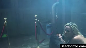 Rude guy Evan Stone fucks brunette whore Penny Flame in a hard way and leaves cum on her butt Rude guy Evan Stone fucks brunette whore Penny Flame in a hard way and leaves cum on her butt