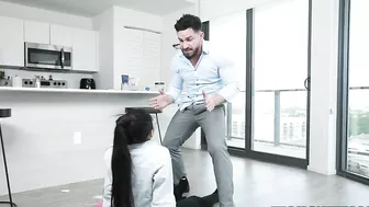 Binky Beaz wearing glasses takes it hard from Peter Green. #XXX #TeamSkeet