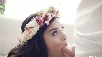 All natural Latina hottie slobbers when blowing massive XXX dick