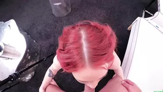 Tattooed chick with hair dyed in red is open to XXX face-fucking