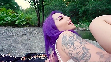 Emo teen with purple hair is tempted into outdoor XXX lovemaking