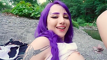Emo teen with purple hair is tempted into outdoor XXX lovemaking
