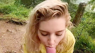 Adorable teen gives horny boyfriend XXX blowjob right in the forest