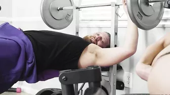 Totally perverted naked whore fists her wet XXX vagina in the gym