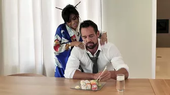 Horny male licks yummy XXX pussy of Asian girlfriend on the table