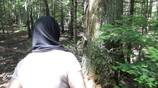 Skilled guy manages to fuck Arab mom with great XXX ass outdoors