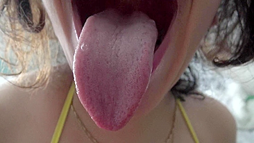 Hungry Iranian mom with big XXX boobs happily sucks erect fuckstick