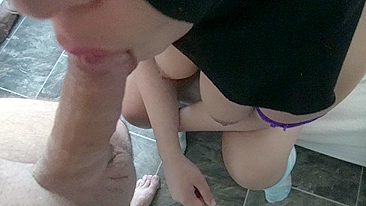 Slutty Arab beauty can't help desire to suck friend's XXX boner