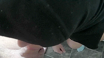 Slutty Arab beauty can't help desire to suck friend's XXX boner