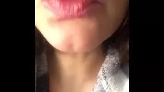 Classy Algerian mom with sexy lips and big tits seductively rubs XXX cunny
