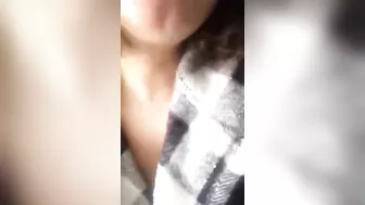 Classy Algerian mom with sexy lips and big tits seductively rubs XXX cunny