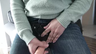 Hot Arab wife in hijab plays with XXX strapon being alone at home