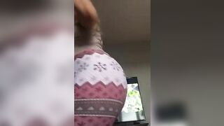 Excited Arab mom in blond wig dances and displays her big XXX booty