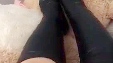 Naughty Arab Pakistani mom demonstrates her beautiful legs in XXX stockings