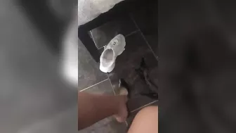 Arab hottie with beautiful XXX legs demonstrates feet on her camera