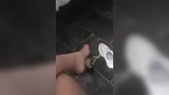 Arab hottie with beautiful XXX legs demonstrates feet on her camera