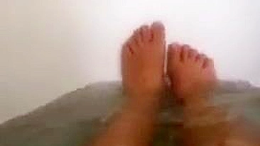 Naughty egyptian mom demonstrates XXX legs while relaxing naked in bath