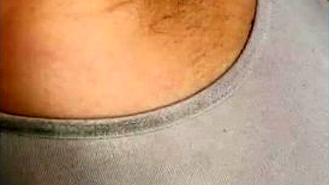 Hot Arab mom provocatively displays shaved XXX armpits on the camera