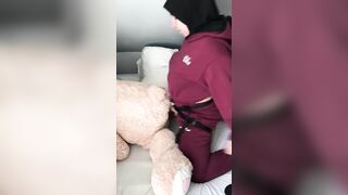 Arab mom with XXX strapon enjoys improvised fuck with teddy bear