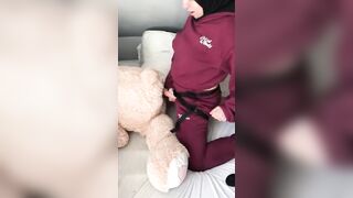 Arab mom with XXX strapon enjoys improvised fuck with teddy bear