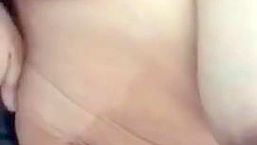 Exotic Marokkaanse mom with amazing saggy tits touches her pussy with XXX toy