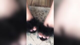 Pervert guy captures on camera XXX feet of friend's seductive Arab mom