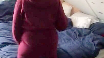 Aroused Muslim mom bends over and teases partner with her big round XXX ass