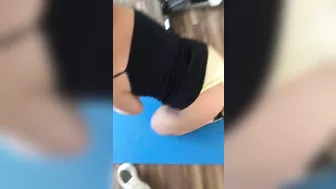 Muslim mom with big XXX booty does workout dressed in yellow thong