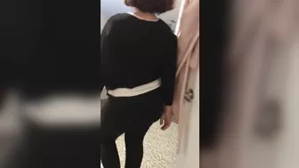 Winsome Arab mom opens her hairy XXX snatch in front of the camera