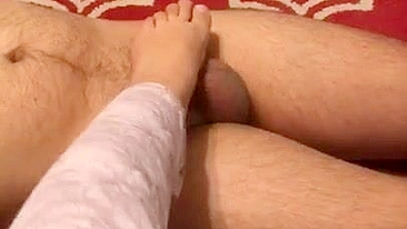 XXX surprise for husband from Arab mom who rubs penis with her feet