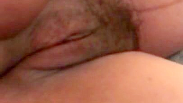 Pregnant Muslim mom does solo XXX porn home as she masturbates pussy
