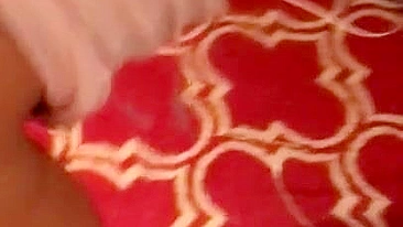 Big-assed Iranian girl takes XXX dick into her anus from behind