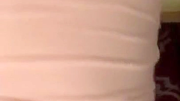 Big-assed Iranian girl takes XXX dick into her anus from behind