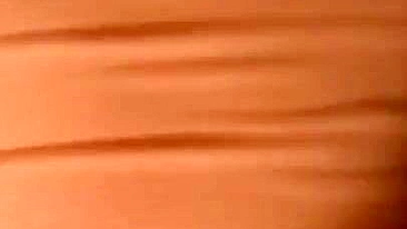 Big-assed Iranian girl takes XXX dick into her anus from behind