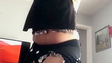 Curvy Egyptian mom shakes her butt and tits when dancing for XXX cam