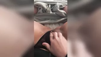 Arabian mom moans when playing with her XXX pussy in amateur clip