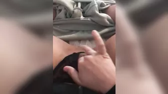 Arabian mom moans when playing with her XXX pussy in amateur clip