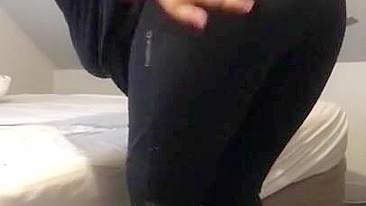 Amateur Lebanese XXX babe demonstrates her big ass for the camera