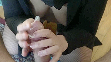 Cheating Arab mom removes condom and enjoys XXX sex till creampie