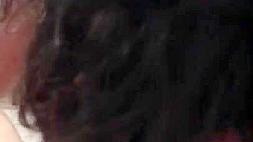 Amateur Iranian hottie poses for XXX video when blowing her lover