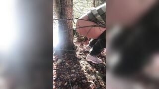 Filthy Arabic XXX gal in hijab takes pants off to pee in the forest