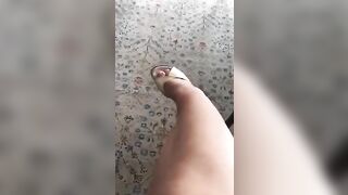 Arab mom needs to have her XXX feet worshiped by submissive hubby