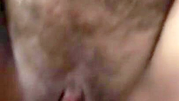 Amateur Arabic video of pregnant XXX mom taking dick into hairy slit