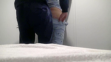 Anal sex is what big-assed XXX Arab mom is busy having with her hubby