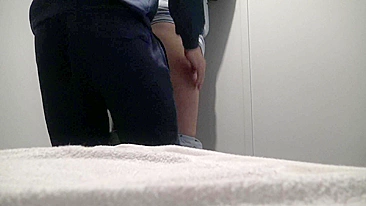 Anal sex is what big-assed XXX Arab mom is busy having with her hubby